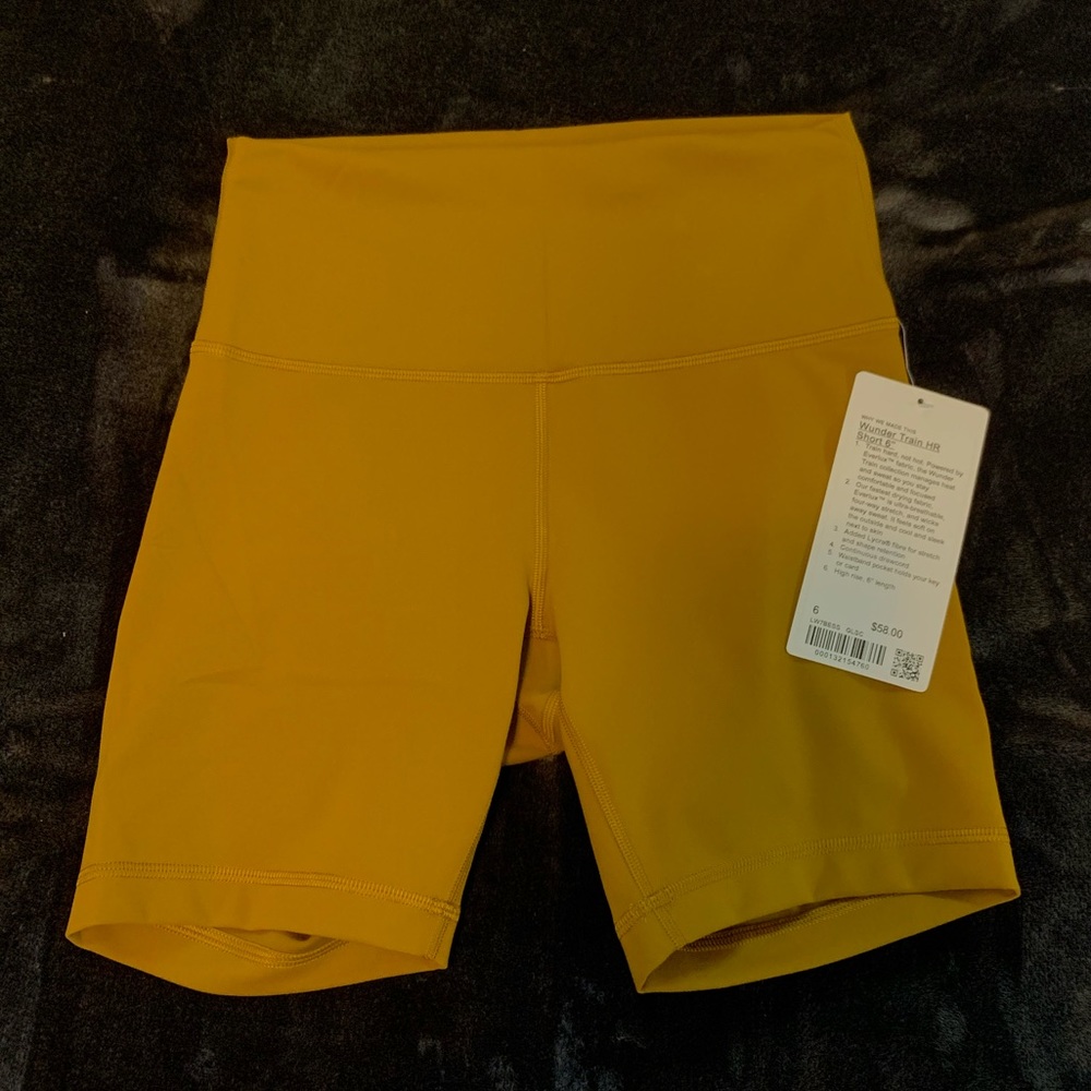 Lululemon Wunder Train High Rise Short 6”